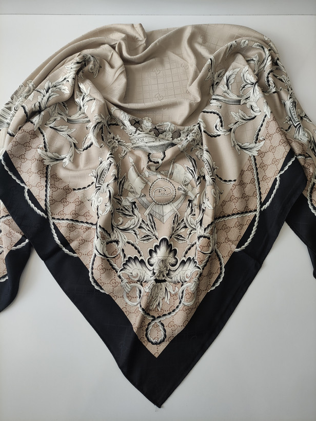 روسری ابریشم ژاکارد