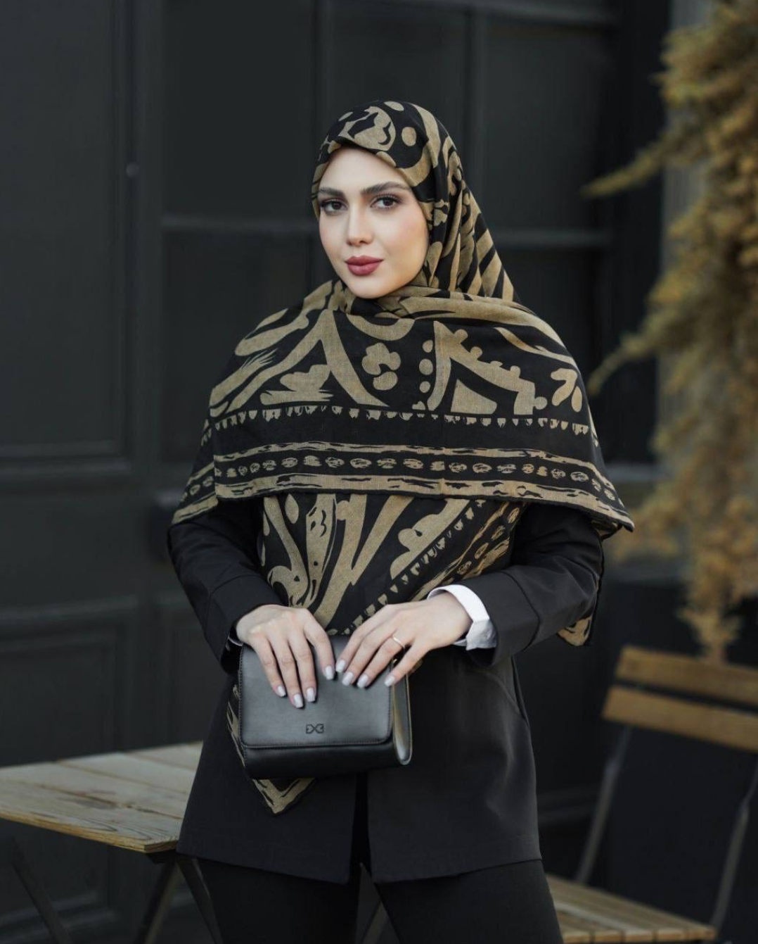 روسری گارزا دور دستدوز