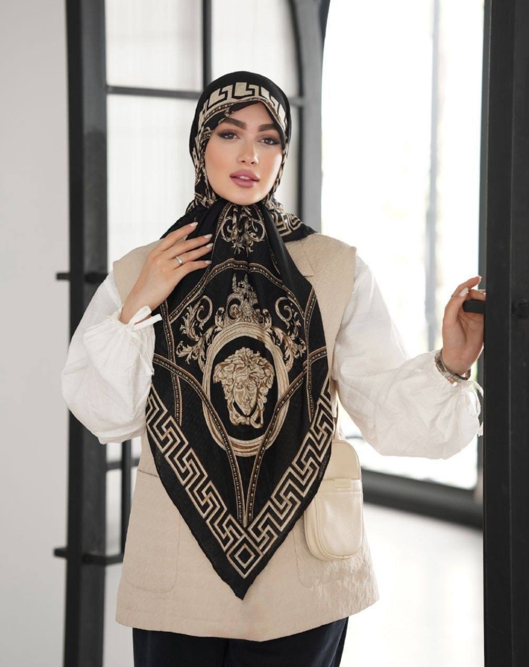 روسری گارزا دور دستدوز