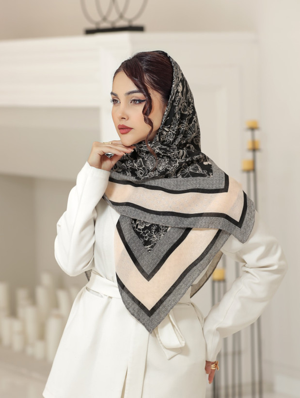 روسری گارزا دور دستدوز