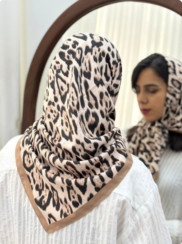 روسری توییل کجراه وارداتی