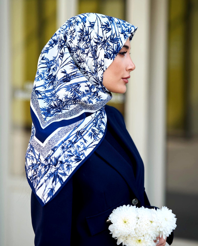 روسری ابریشم توییل