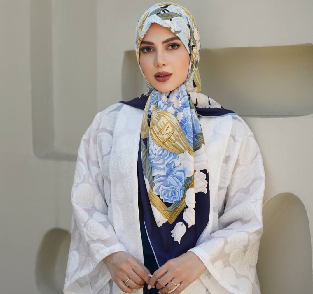 روسری ابریشم ژاکارد وارداتی قواره ۱۱۰