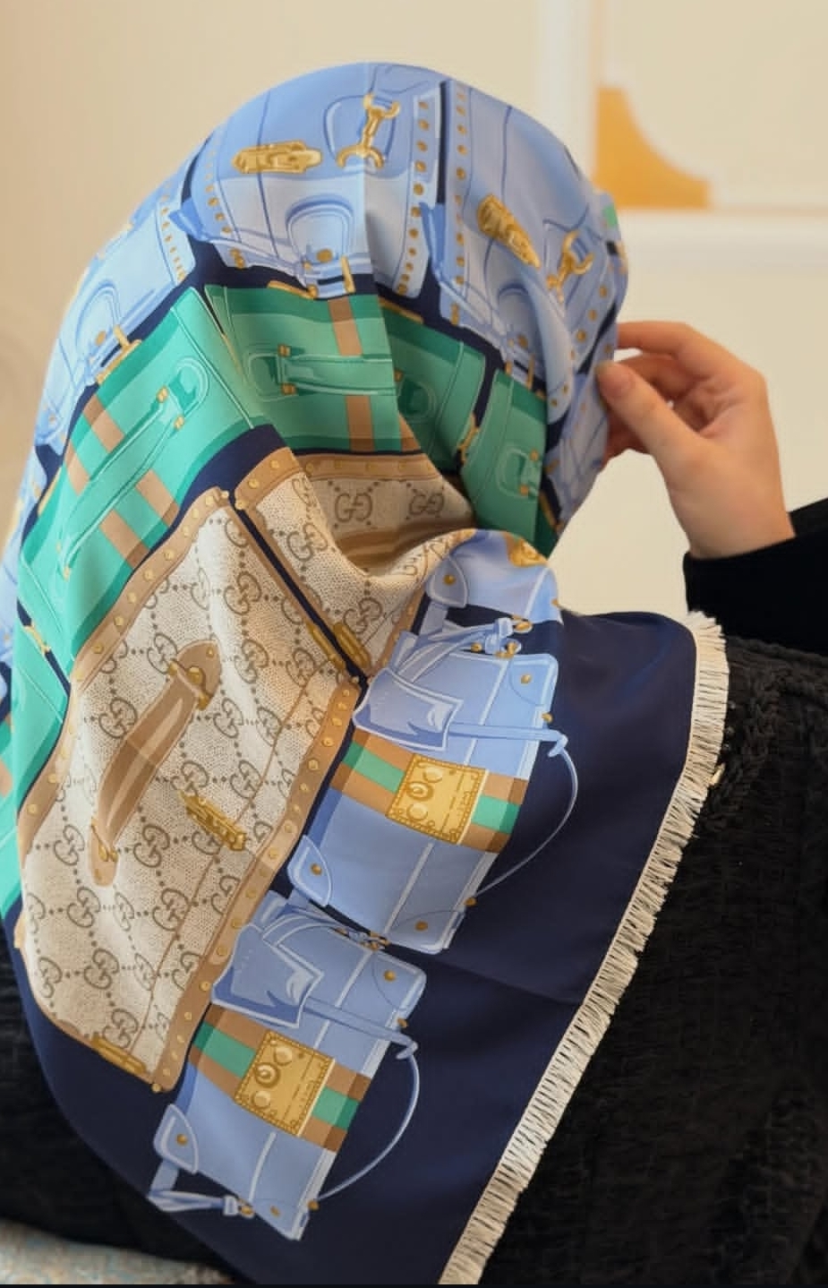 روسری ابریشم توییل ریشه سوزنی وارداتی