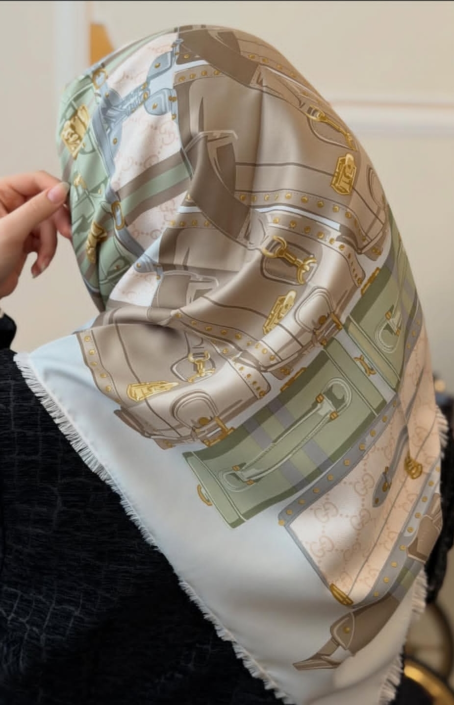 روسری ابریشم توییل ریشه سوزنی وارداتی