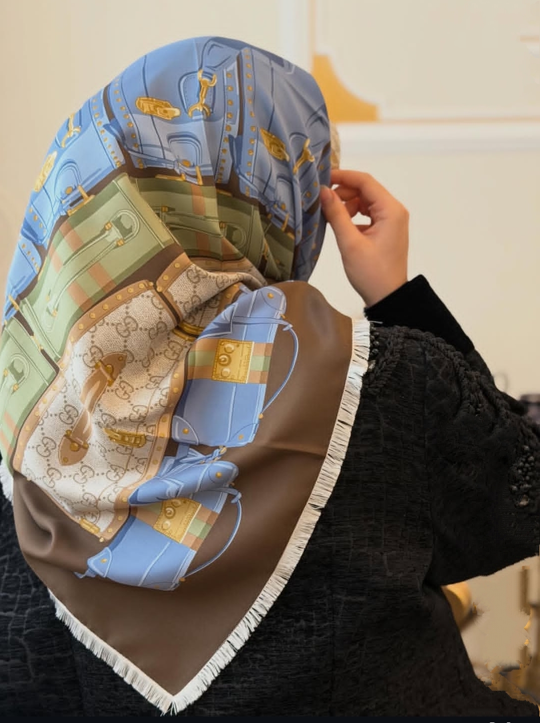 روسری ابریشم توییل ریشه سوزنی وارداتی