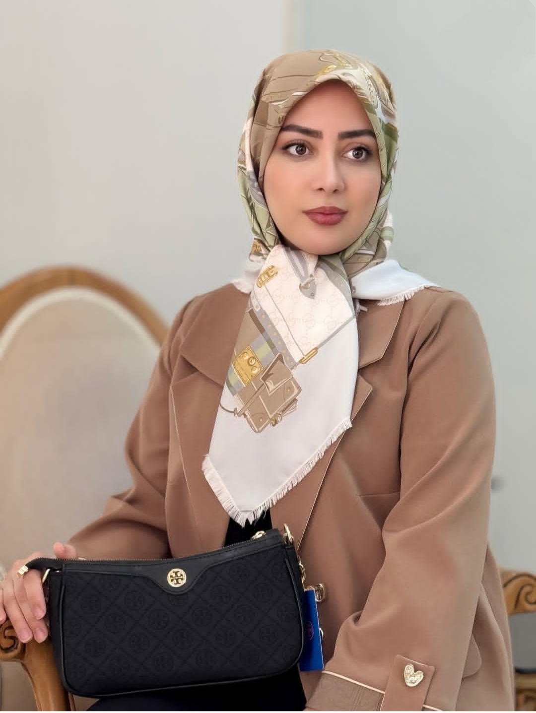 روسری ابریشم توییل ریشه سوزنی وارداتی